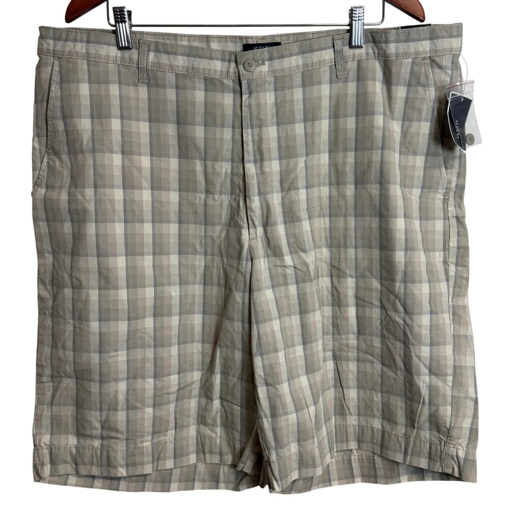 Alfani Mens Walk Shorts Size 42 Tan Beige Plaid Causal Zipper Button Pockets New